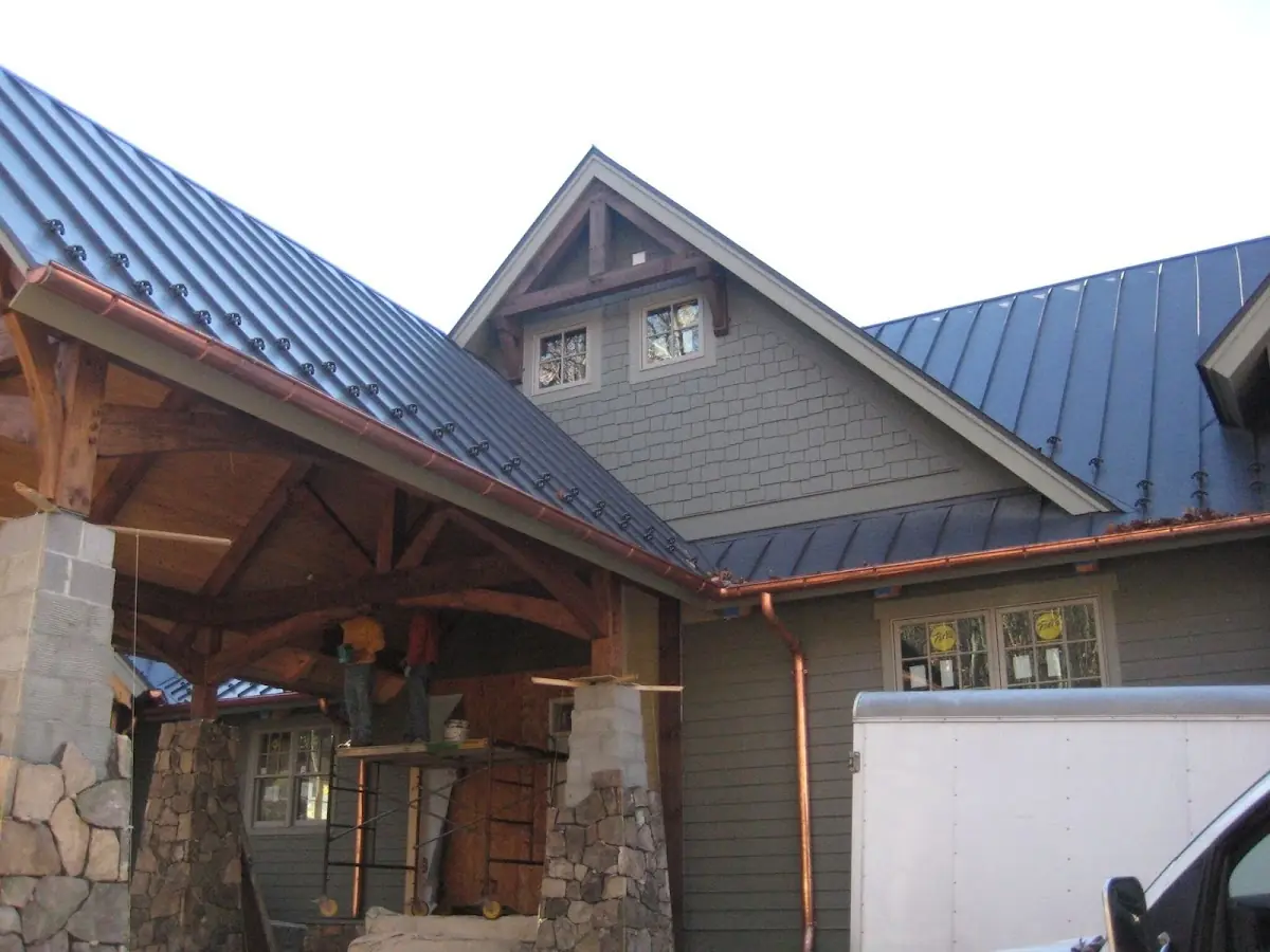 Craftsman Roofing team delivering quality roofing work in Heritage